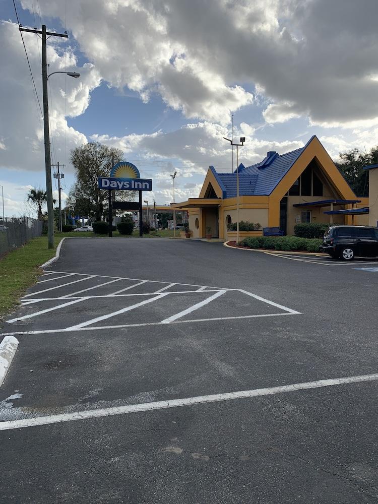 Days Inn By Wyndham Ocala North Eksteriør bilde