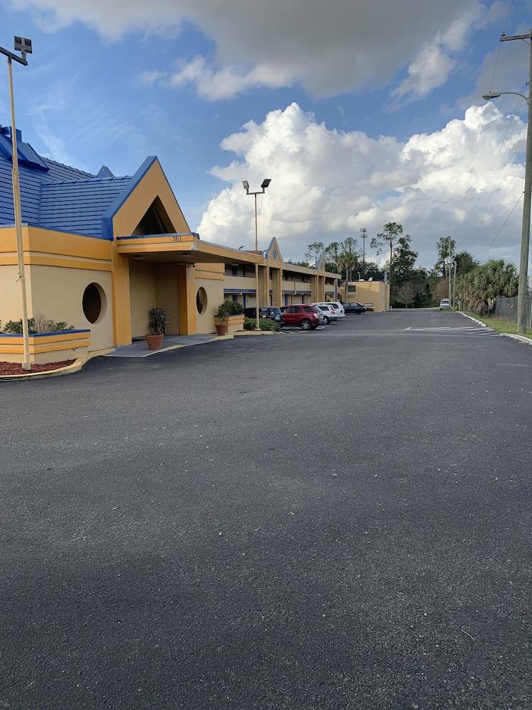 Days Inn By Wyndham Ocala North Eksteriør bilde